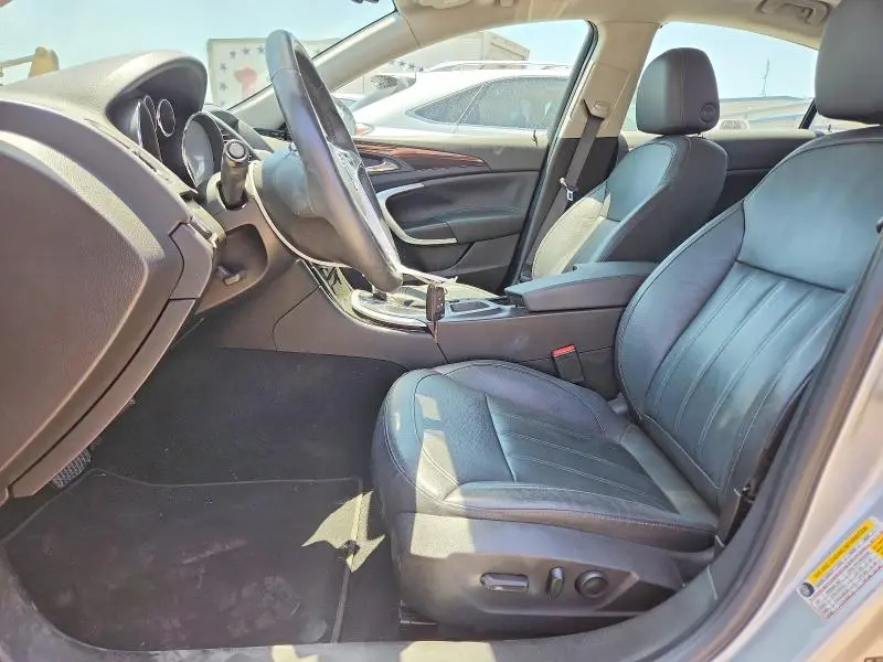 2011 BUICK REGAL CXL  