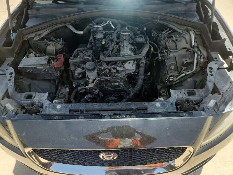 2018 JAGUAR F-PACE PREMIUM  