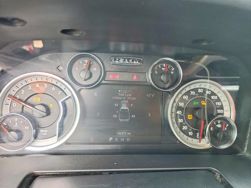 2018 RAM 1500 SLT  