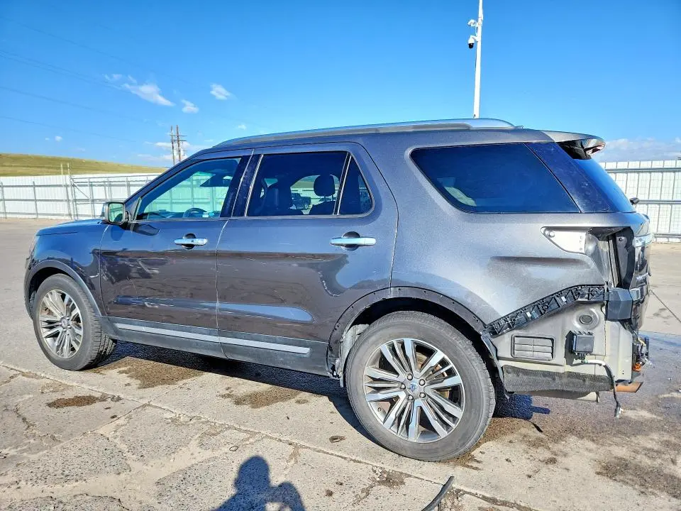 2017 FORD EXPLORER PLATINUM  