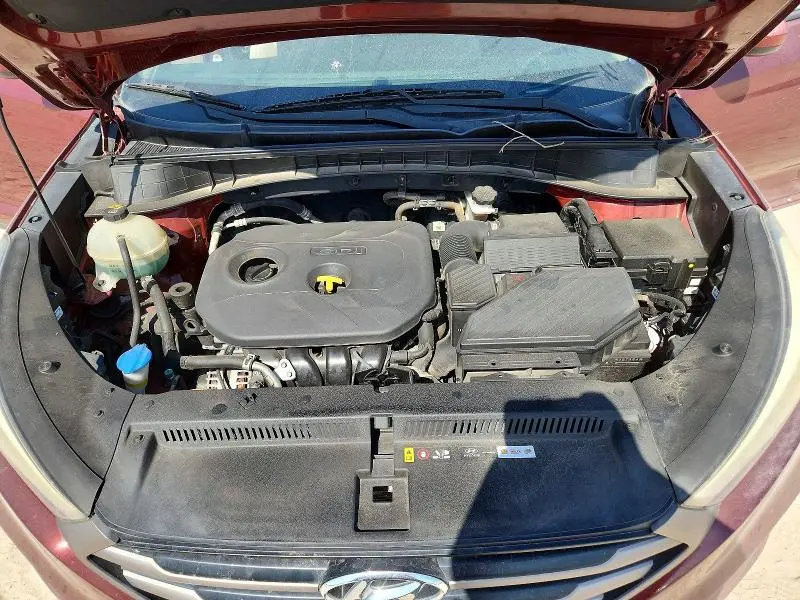 2016 HYUNDAI TUCSON SE  