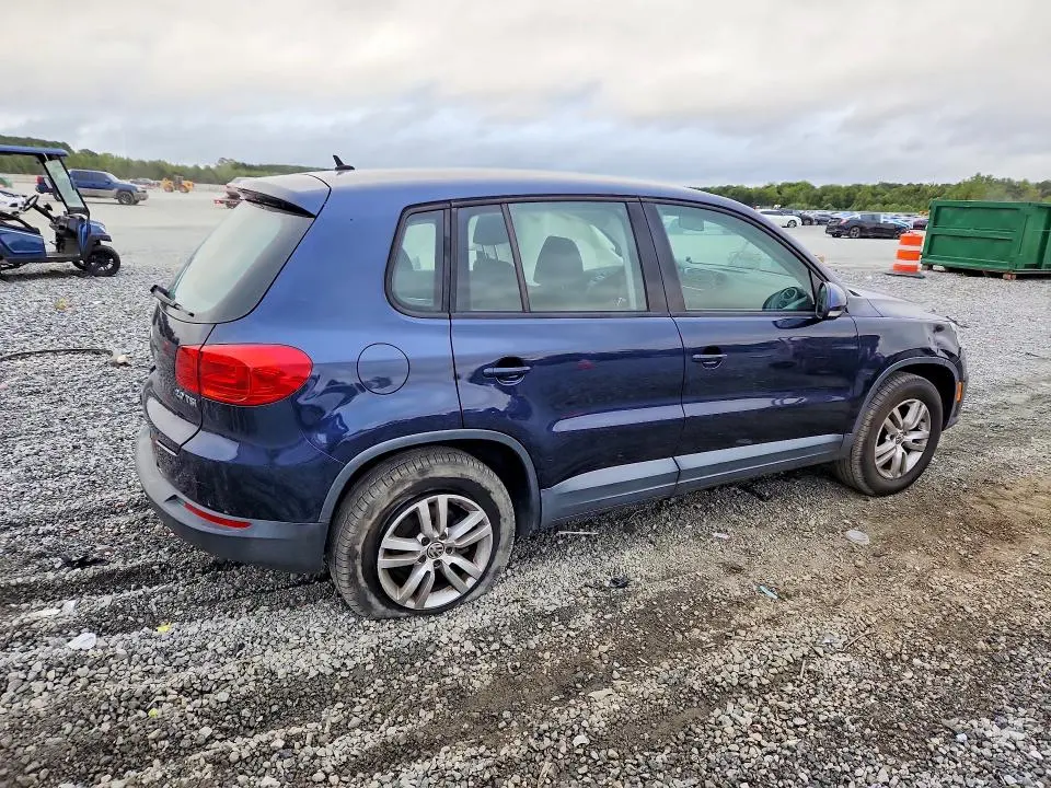 2013 VOLKSWAGEN TIGUAN S  