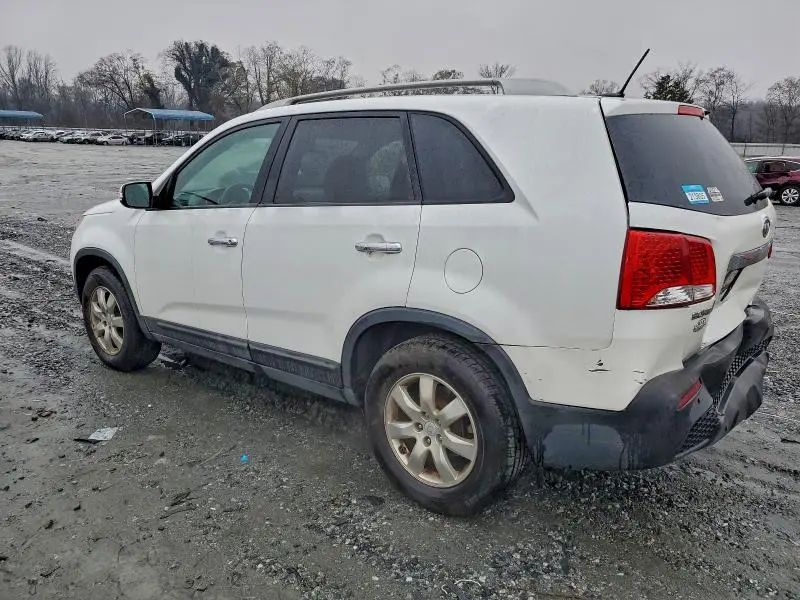 2011 KIA SORENTO BASE  