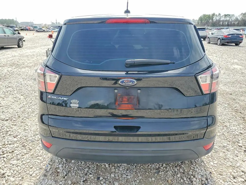 2017 FORD ESCAPE S  