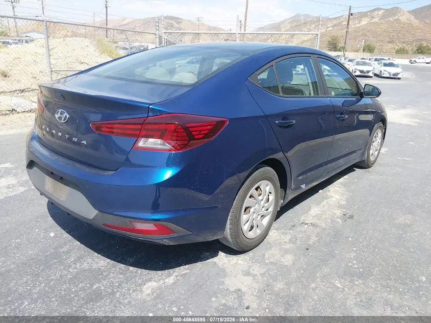 2020 HYUNDAI ELANTRA SE