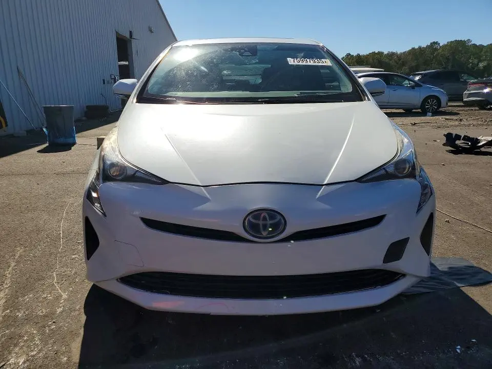 2016 TOYOTA PRIUS   