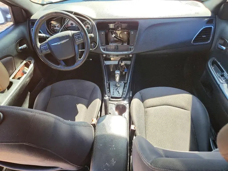 2014 CHRYSLER 200 LX  