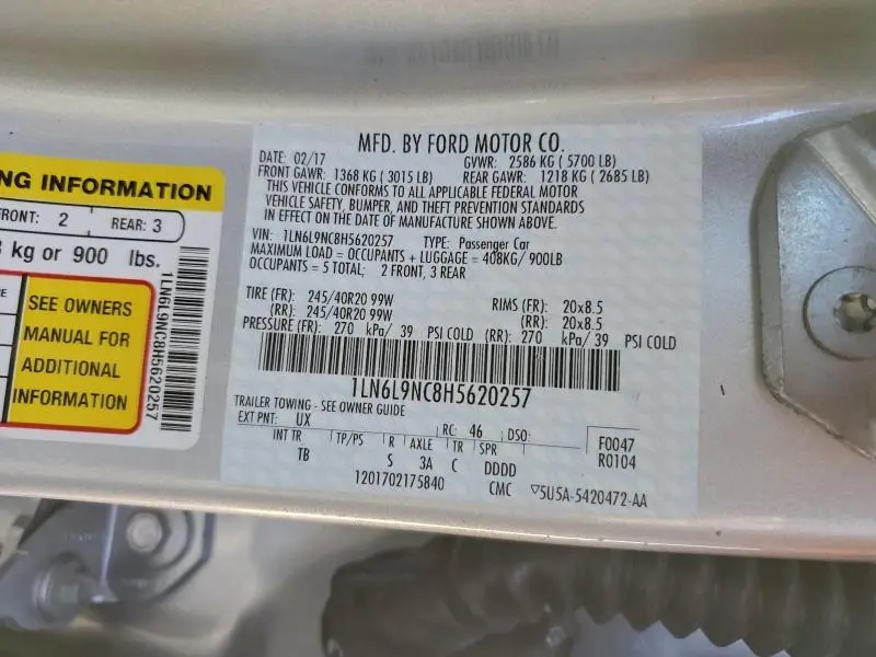 2017 LINCOLN CONTINENTAL RESERVE  