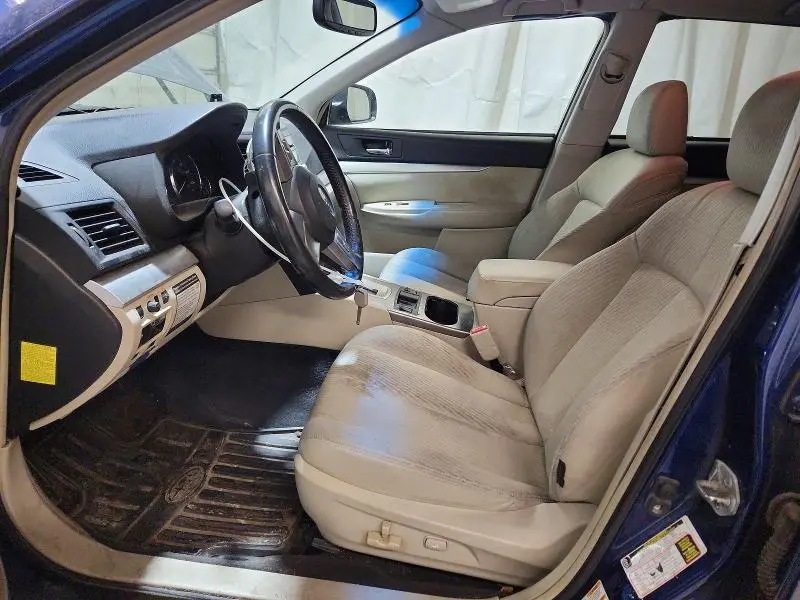 2010 SUBARU OUTBACK 2.5I PREMIUM  