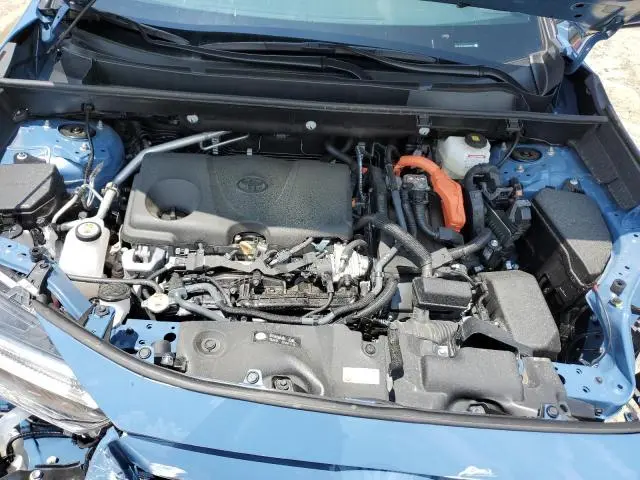 2025 TOYOTA RAV4 XSE  