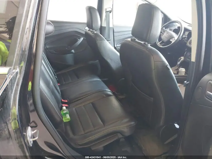 2019 FORD ESCAPE TITANIUM