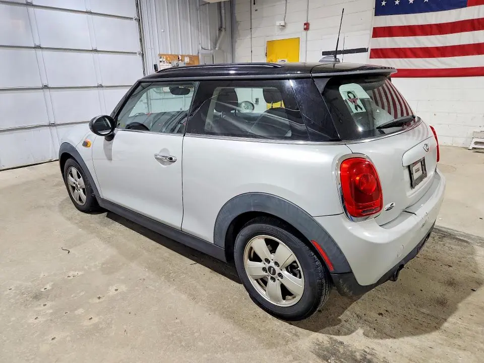 2015 MINI COOPER   