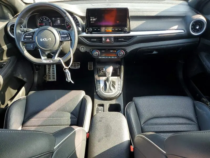 2023 KIA FORTE GT LINE  
