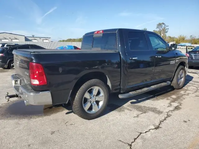2016 RAM 1500 SLT  