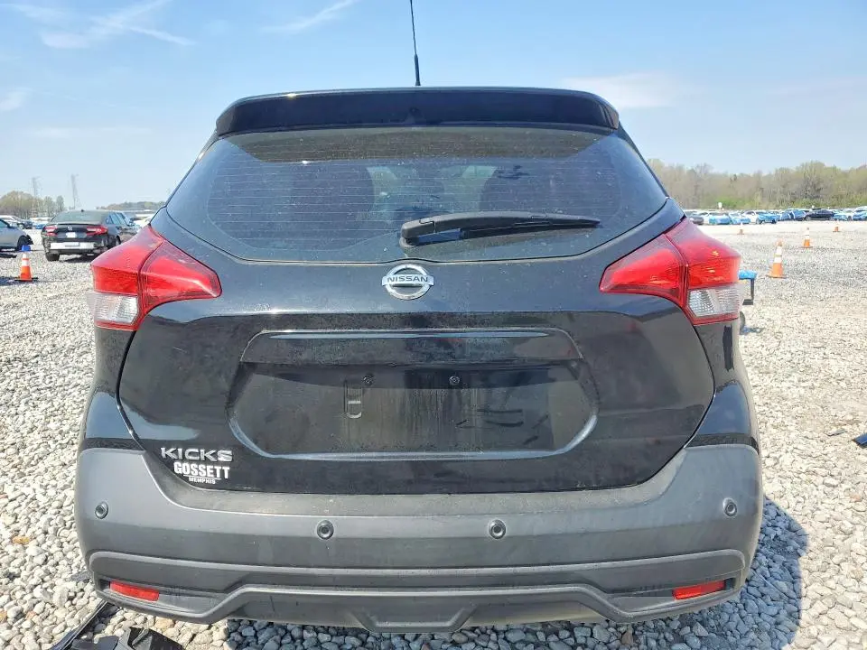 2020 NISSAN KICKS SR  