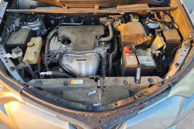 2018 TOYOTA RAV4 LE  