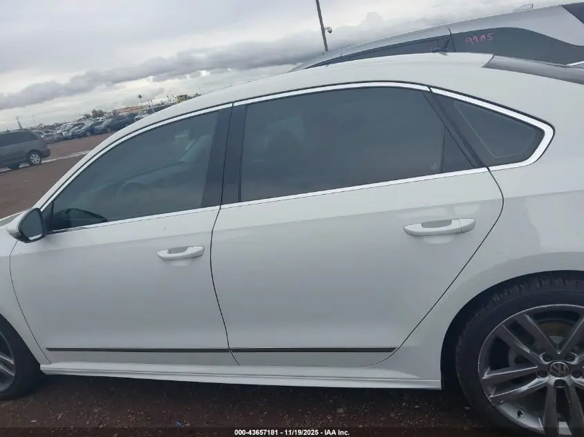 2016 VOLKSWAGEN PASSAT 1.8T R-LINE