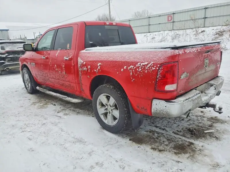 2016 RAM 1500 SLT  