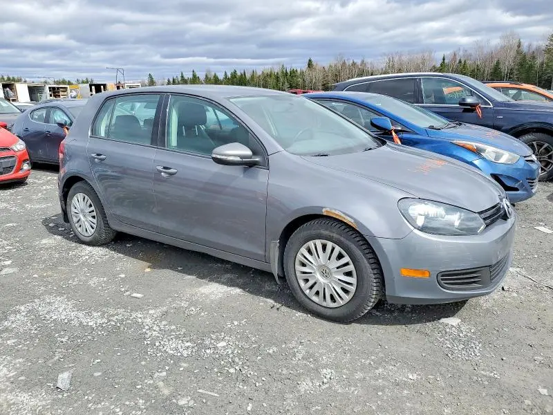 2013 VOLKSWAGEN GOLF   