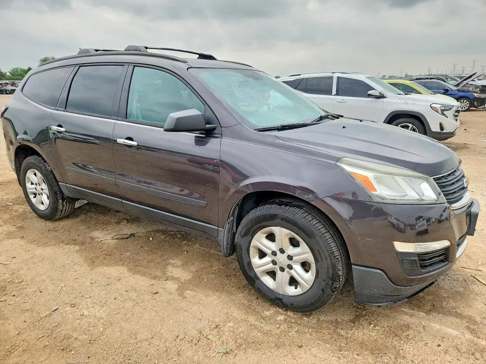2013 CHEVROLET TRAVERSE LS  