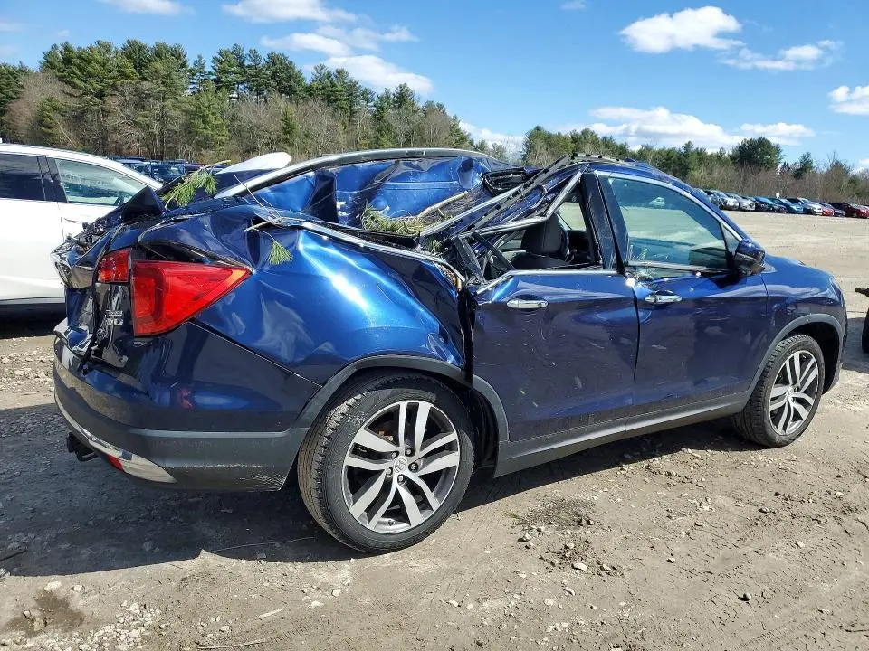 2017 HONDA PILOT TOURING  