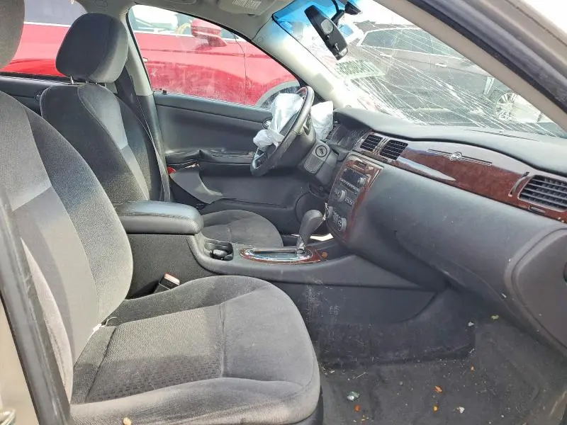 2011 CHEVROLET IMPALA LT  