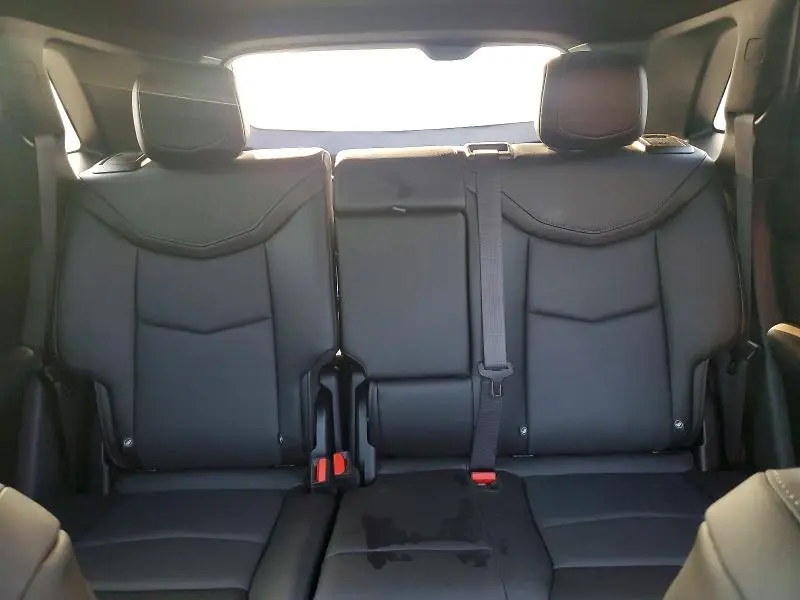 2022 CADI XT5 PREMIU   