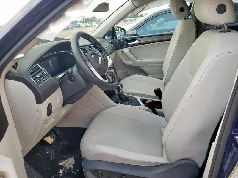 2022 VOLKSWAGEN TIGUAN SE  