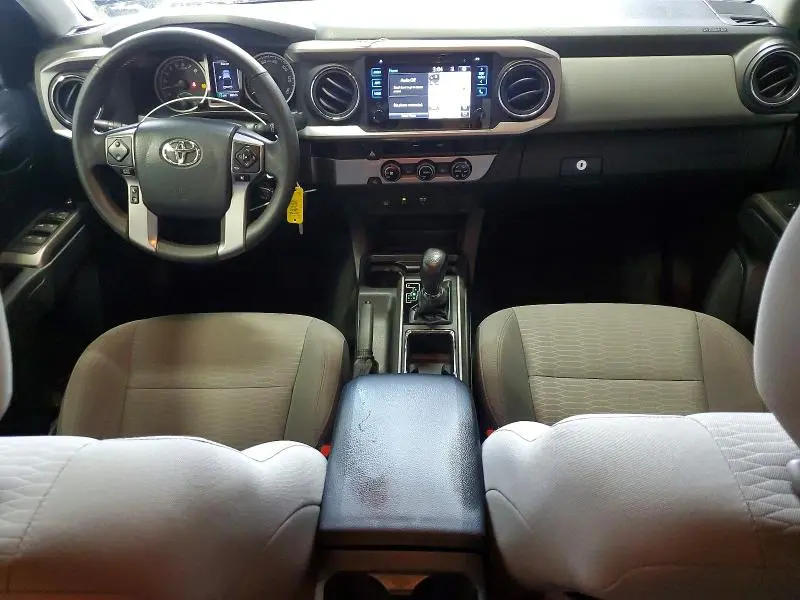 2017 TOYOTA TACOMA SR5 V6  