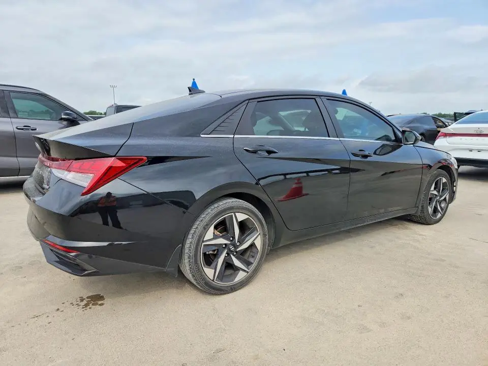2023 HYUNDAI ELANTRA LIMITED  
