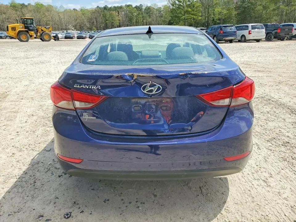 2014 HYUNDAI ELANTRA SE  