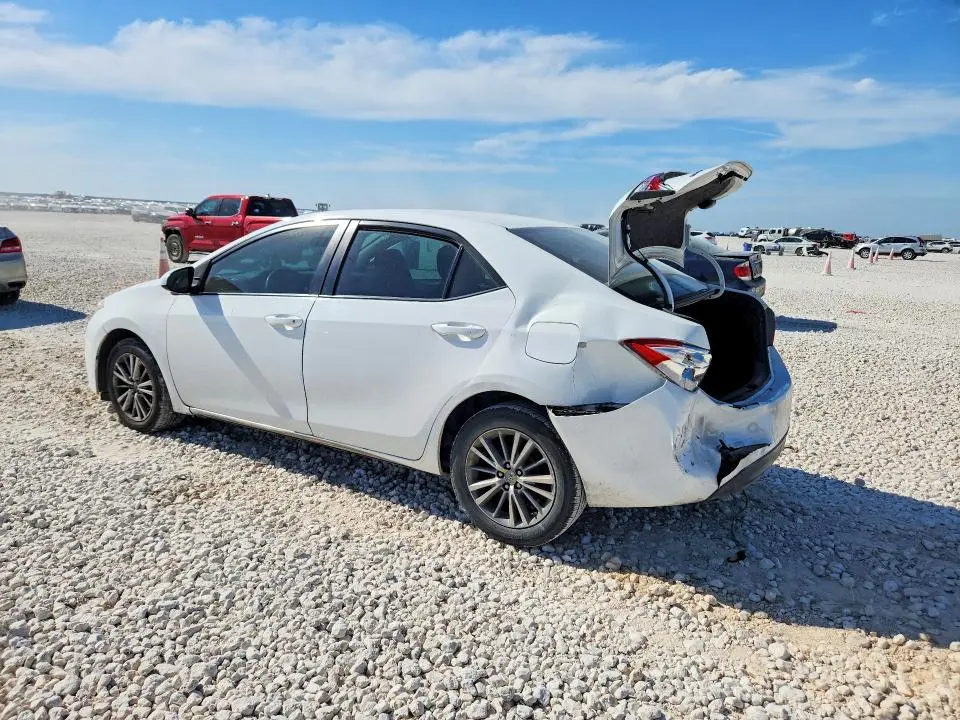 2015 TOYOTA COROLLA LE PLUS  