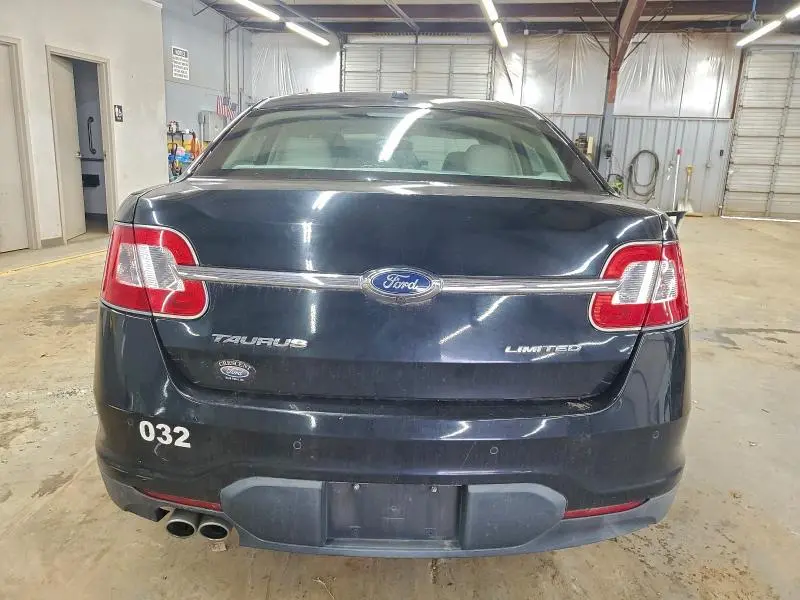 2012 FORD TAURUS LIMITED  