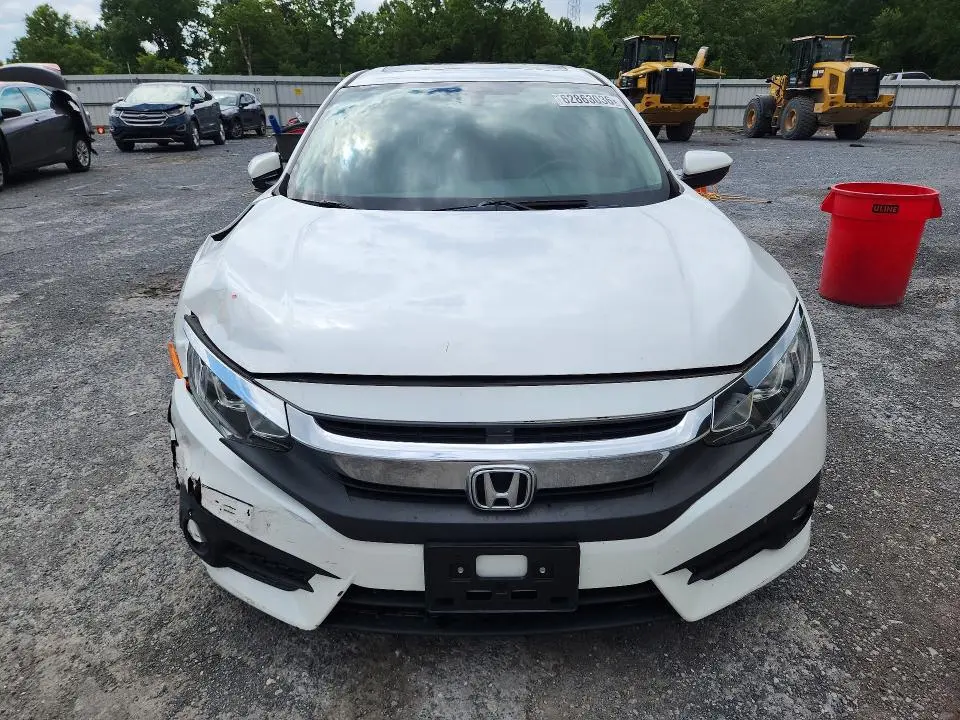 2018 HONDA CIVIC EX  
