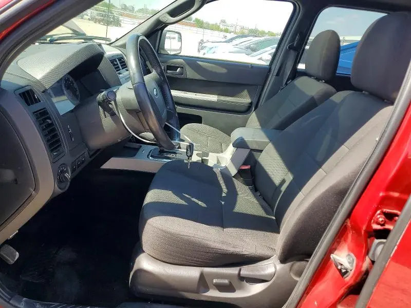 2010 FORD ESCAPE XLT  