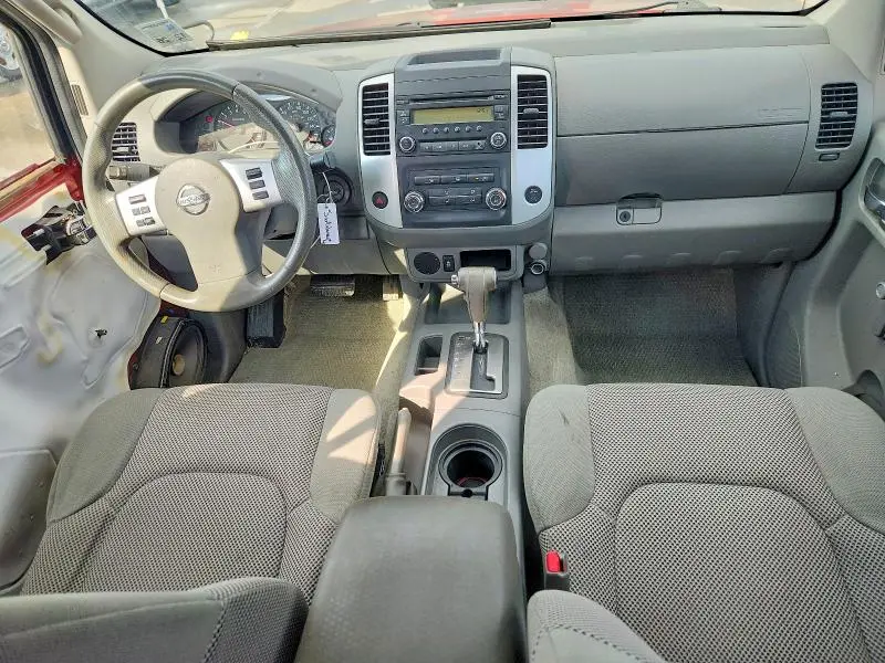 2015 NISSAN FRONTIER S  