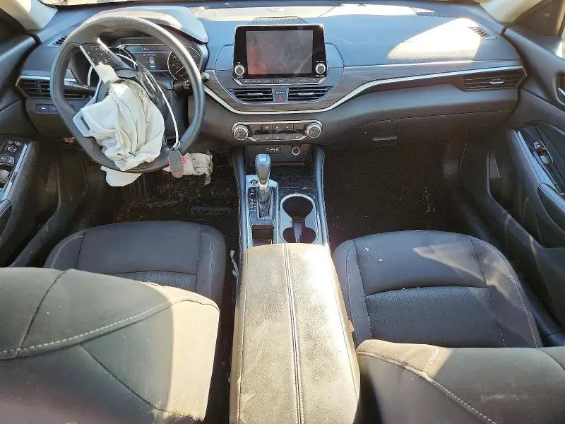 2023 NISSAN ALTIMA SV  