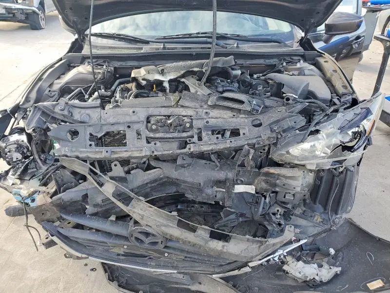 2014 MAZDA 3 GRAND TOURING  