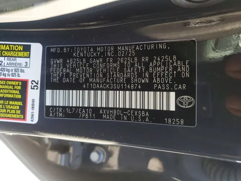 2025 TOYOTA CAMRY SE  