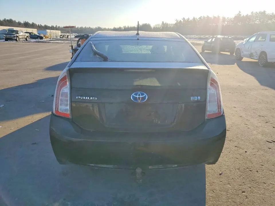 2015 TOYOTA PRIUS TWO  