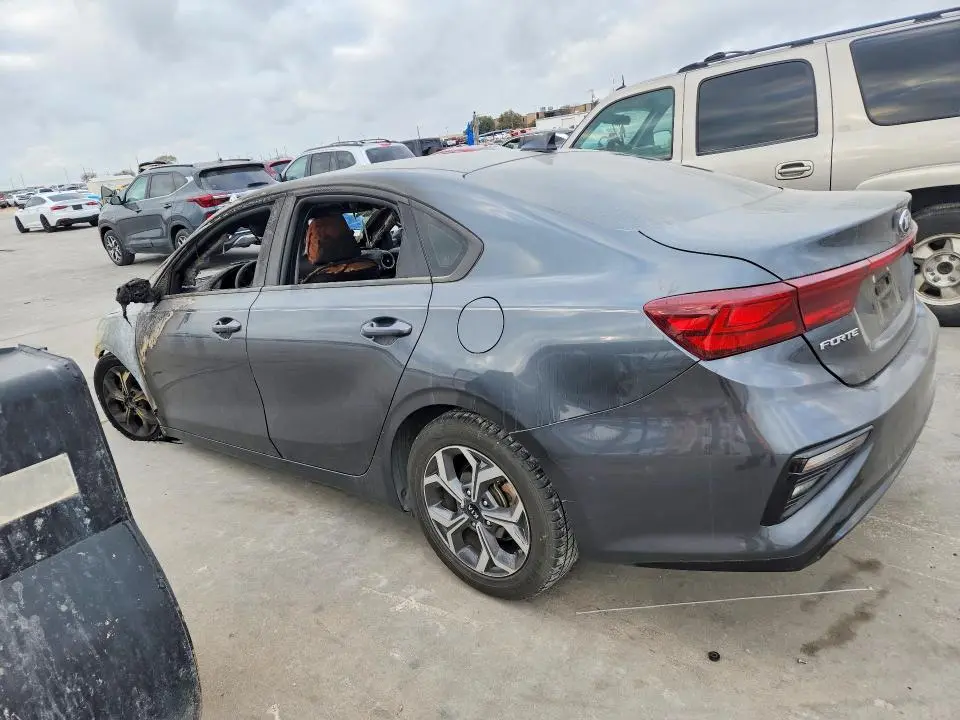 2019 KIA FORTE LXS  