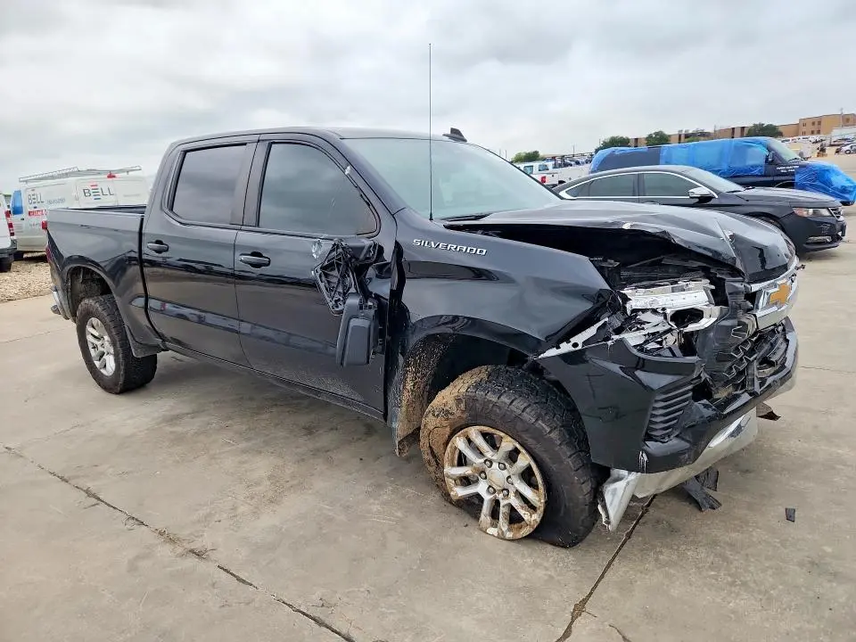 2022 CHEVROLET SILVERADO C1500 LT  