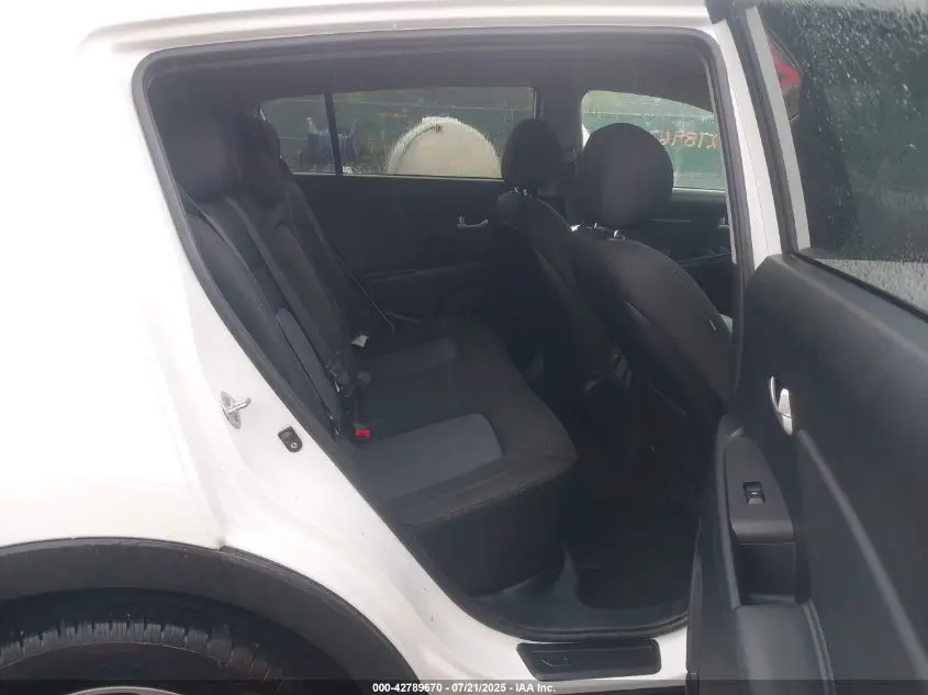 2016 KIA SPORTAGE LX