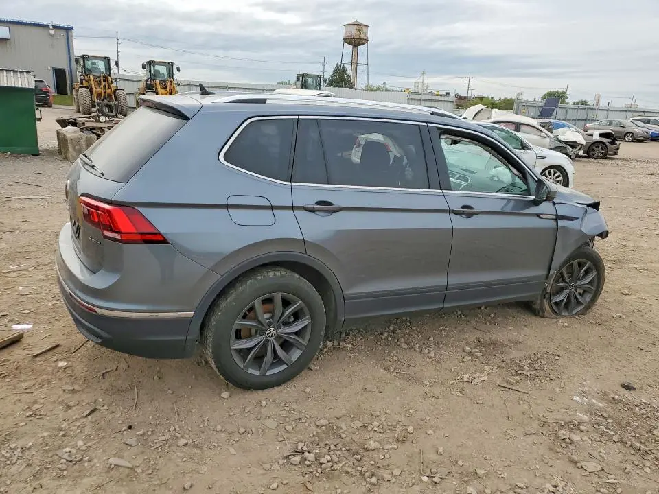 2023 VOLKSWAGEN TIGUAN SE  