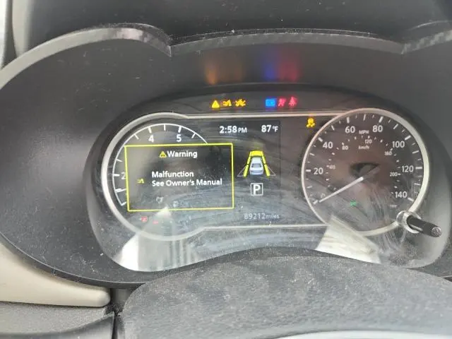 2020 NISSAN VERSA SV  