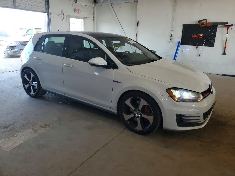 2017 VOLKSWAGEN GTI S/SE  