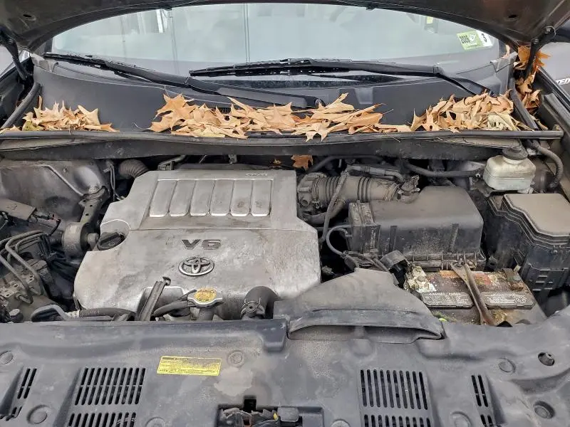 2010 TOYOTA HIGHLANDER LIMITED  