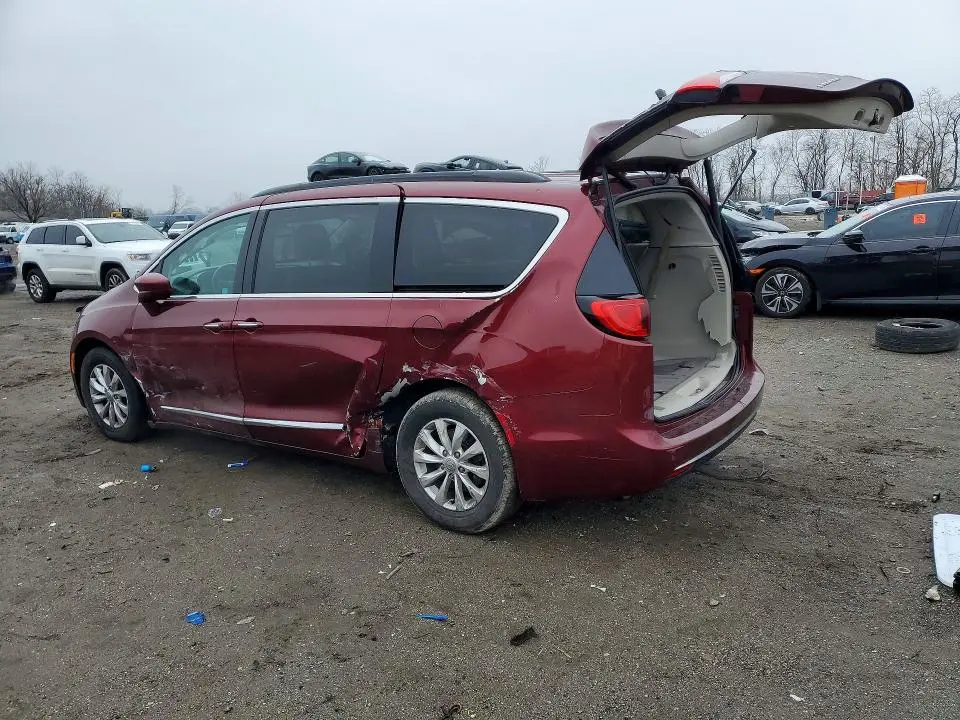 2017 CHRYSLER PACIFICA TOURING L  