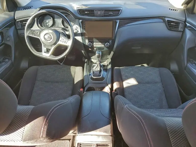 2017 NISSAN ROGUE SPORT S  