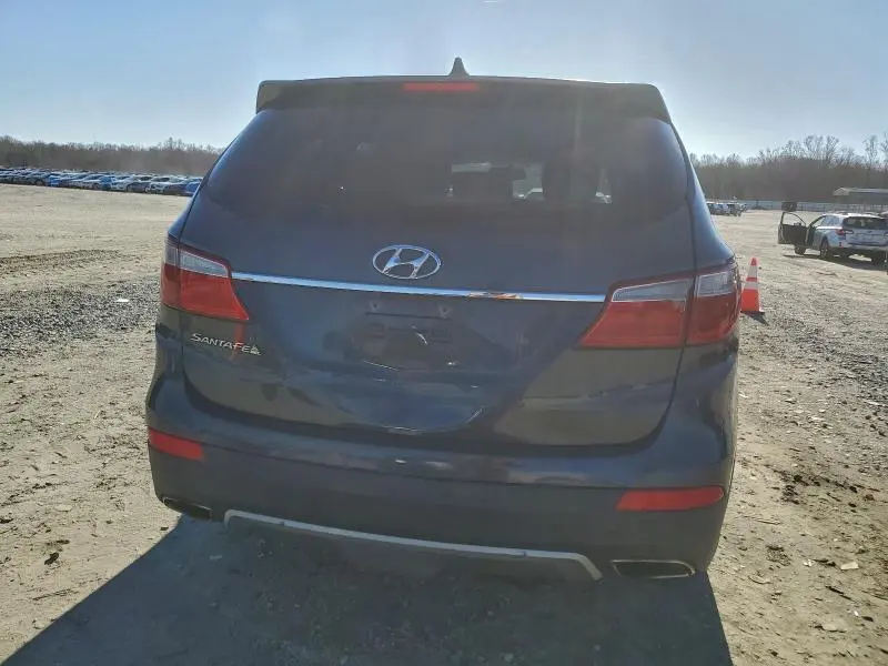 2016 HYUNDAI SANTA FE SE  